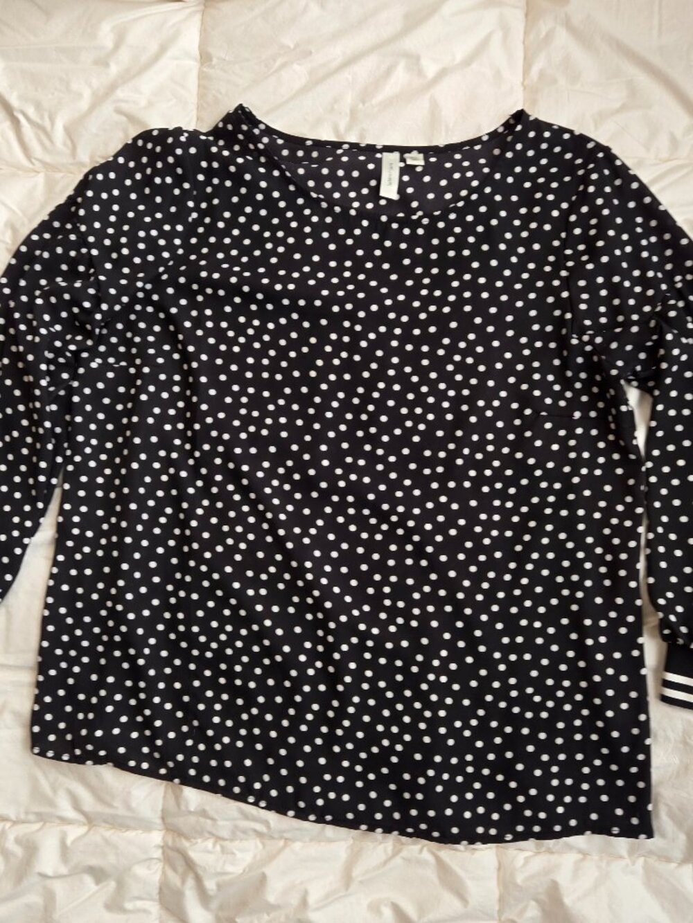 Tacera - Black and White polka dot blouse, 3/4 sleeves. Size XL.